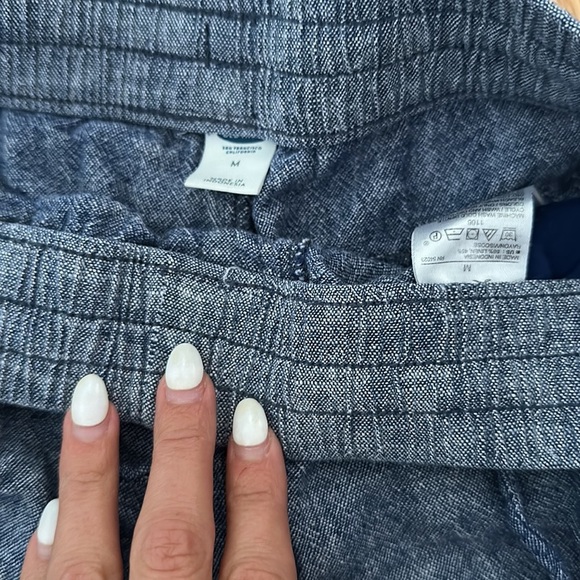 Drawstring shorts - Picture 2 of 3